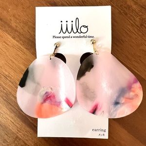 Iiilo Petal Earrings - Non Pierced